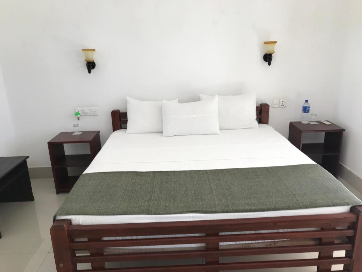 Seachange Bed & Breakfast Talpe Ngoại thất bức ảnh